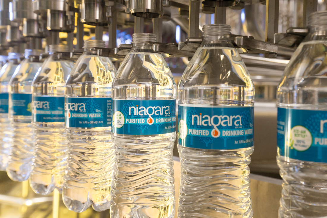 Niagara Purified Water, 16.9oz Bottle, 24 Bottles, 84